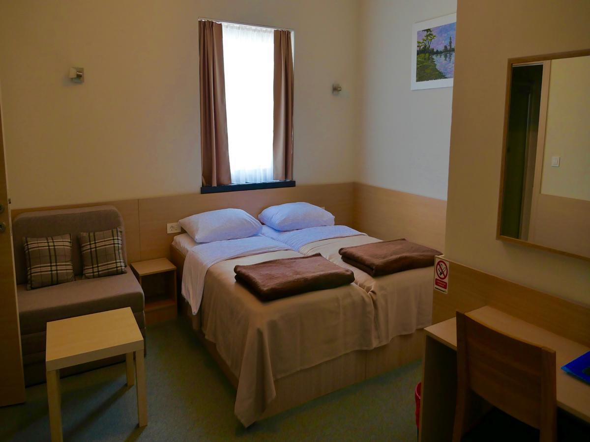 Hotel Lika Sjever Brinje Dış mekan fotoğraf